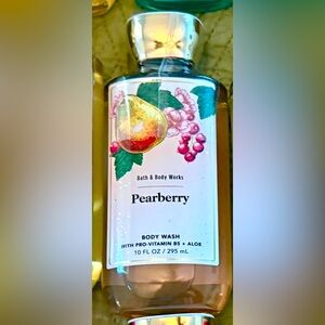 Bath & Body Works PEARBERRY - 10 OZ Body Wash - Juicy, Wild & Wickedly Sweet! 🍐🍓